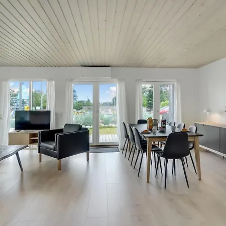 Apartmán 3 Bedroom Awesome In *